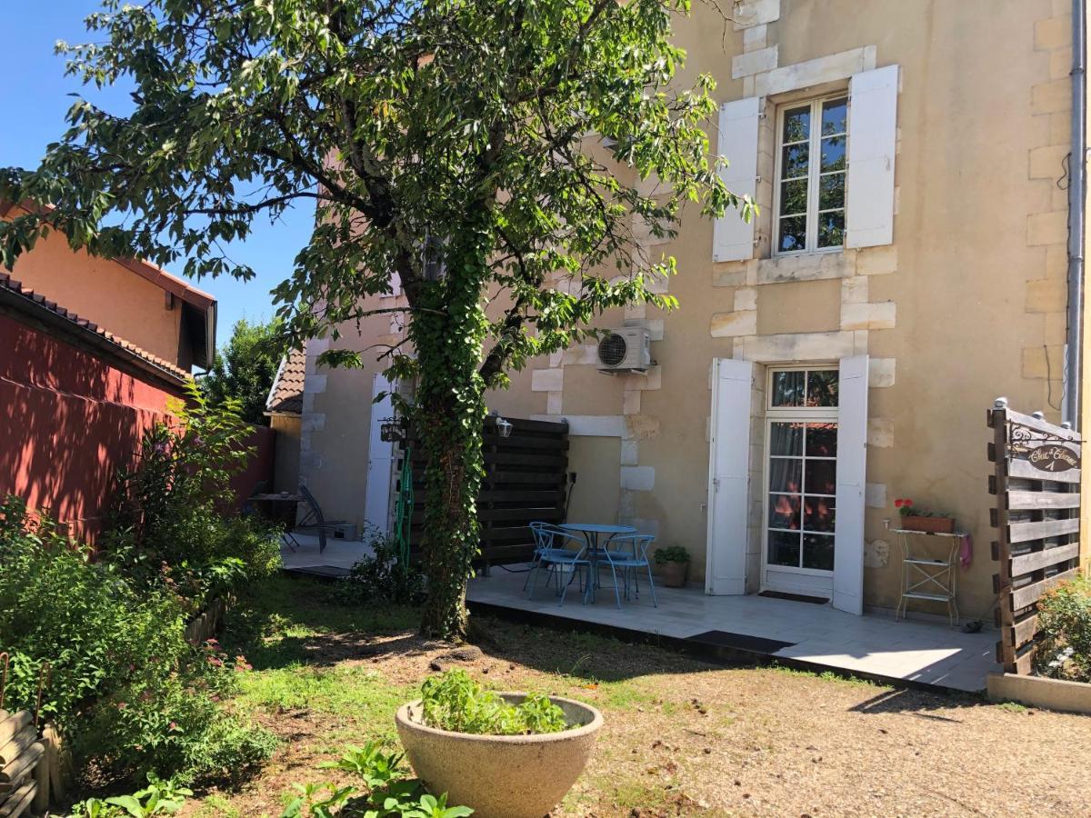 Chic & Charme 2 Apartment Bergerac Exterior photo